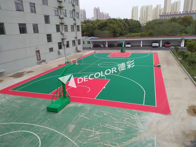 正规NBA押注平台重庆篮球场悬浮地板怎么铺装才好看？(图1)